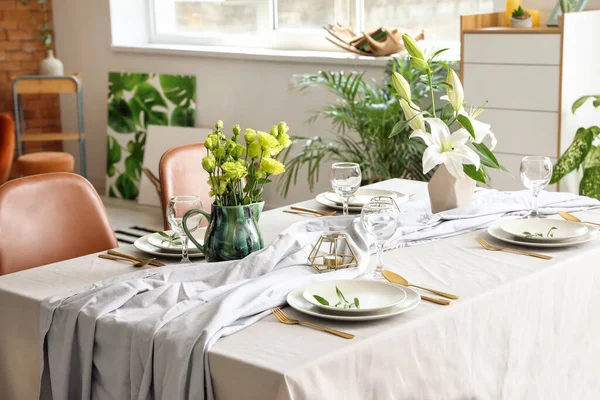 Served Table Modern Dining Room — Stock Photo, Image