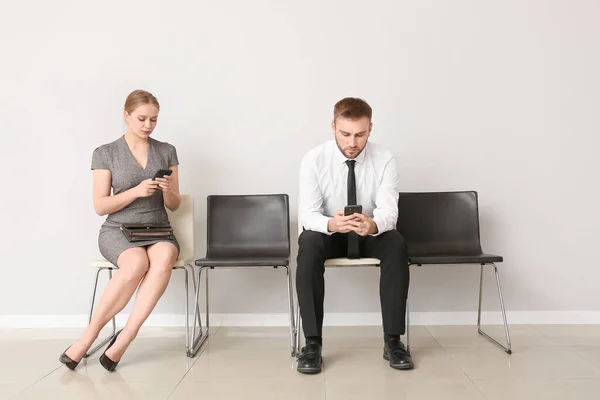 Business People Waiting Line Indoors — Stock Photo, Image