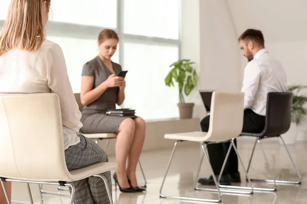 Business People Waiting Line Indoors — Stock Photo, Image