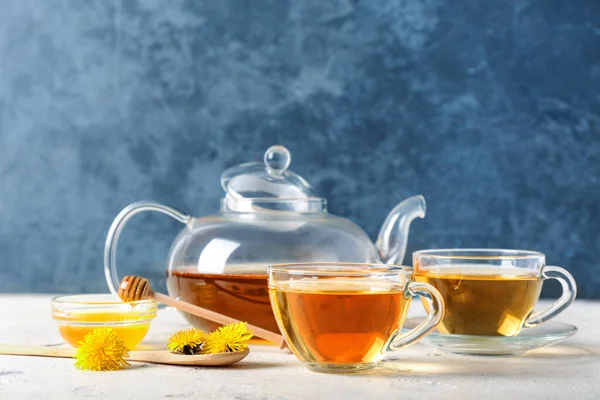 Здоровый Чай Одуванчиком Медом Столе — стоковое фото