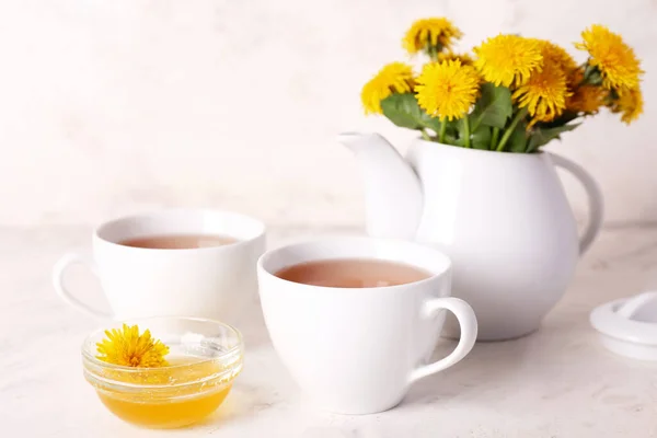 Cups Healthy Dandelion Tea Honey Light Background — Stock Photo, Image