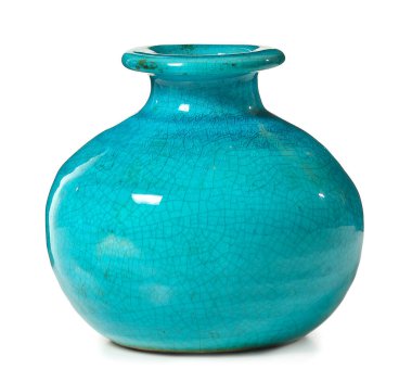 Beyaz arkaplanda güzel bir vazo