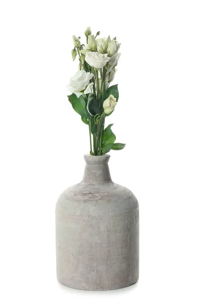 Florero Con Ramo Flores Sobre Fondo Blanco — Foto de Stock