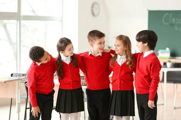 Alunos Bonitos Sala Aula — Fotografia de Stock