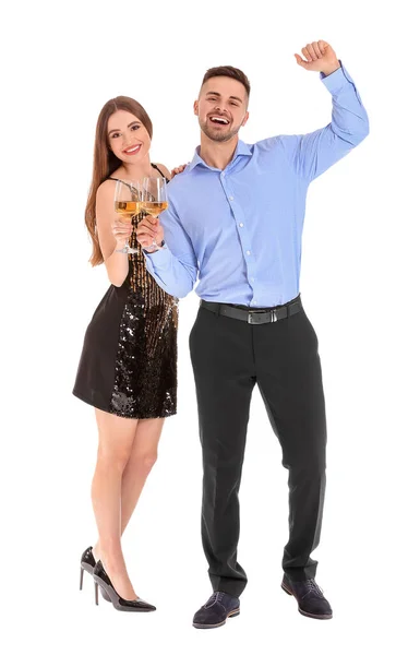 Šťastný Pár Brýlemi Šampaňského Bílém Pozadí — Stock fotografie