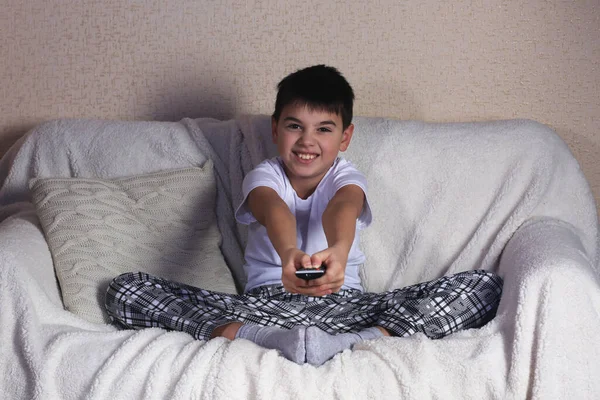 Boy Watching Home — Stock Photo, Image