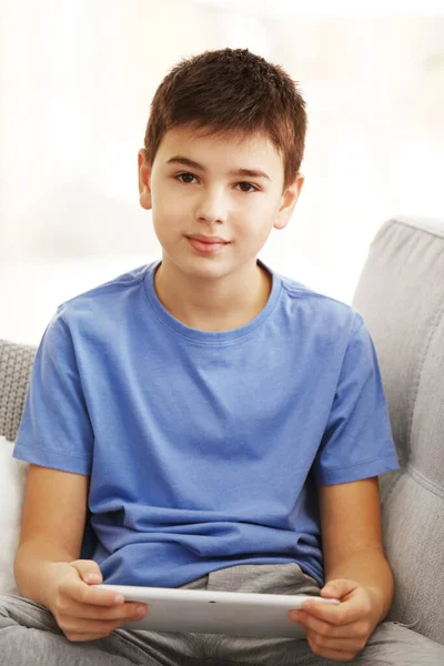 Boy Tablet Sitting Sofa Home — Stock Photo, Image