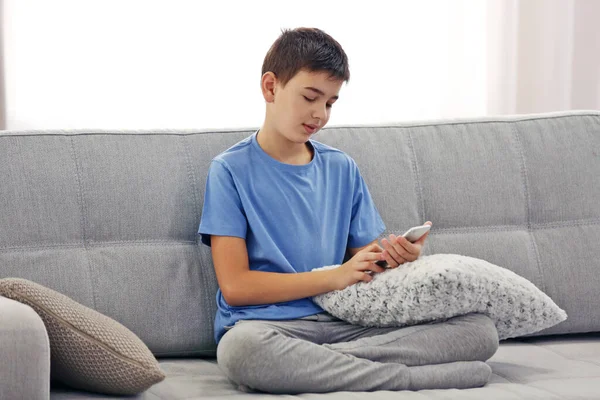 Boy Using His Mobile Phone Home — Stock Photo, Image
