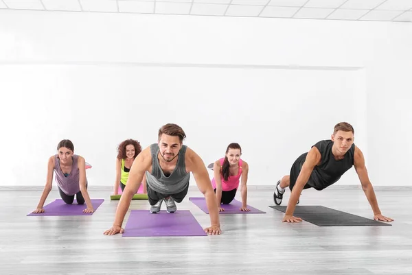 Group People Doing Push Ups Yoga Class — Stock Photo, Image