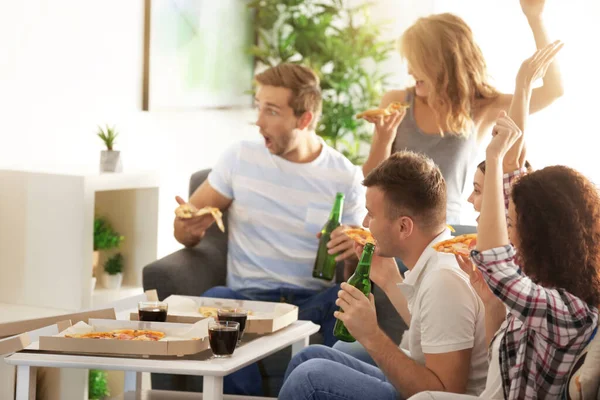 Friends Watching Home Party — Stock Photo, Image