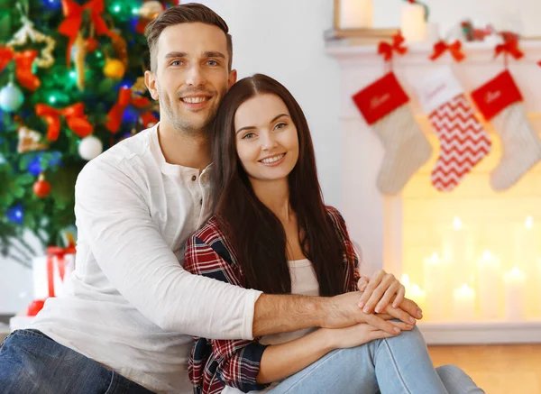 Beautiful Young Couple Living Room Decorated Christmas — Stock Photo, Image