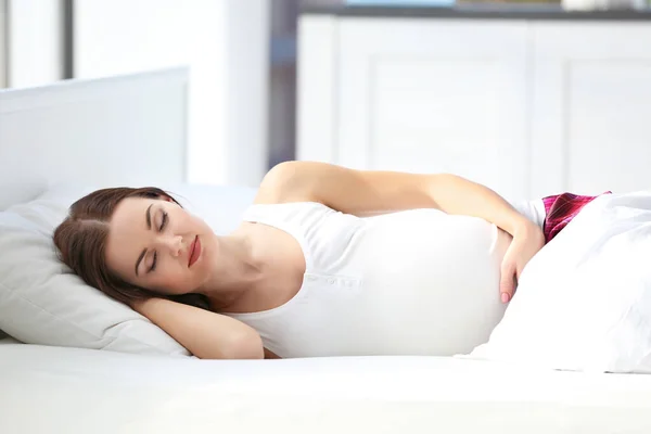 Young Pregnant Woman Sleeping Bedroom — Stock Photo, Image