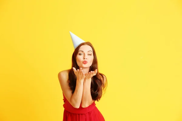 Beautiful Young Woman Party Cap Yellow Background — Stock Photo, Image