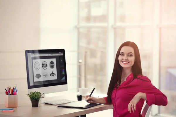 Young Female Designer Working Office — Stock Photo, Image