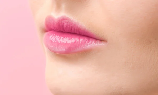 Lábios Bela Jovem Mulher Close — Fotografia de Stock
