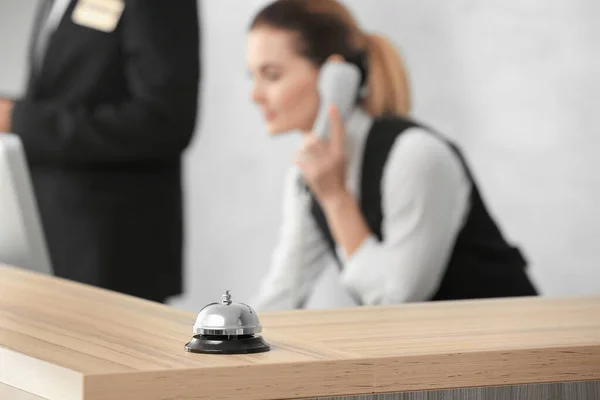 Service Bell Desk Blurred Female Receptionist Hotel — Stock Photo, Image