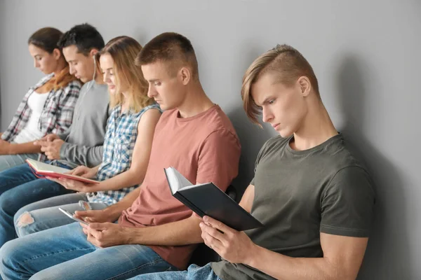 Group People Waiting Job Interview Chairs — Stock Photo, Image