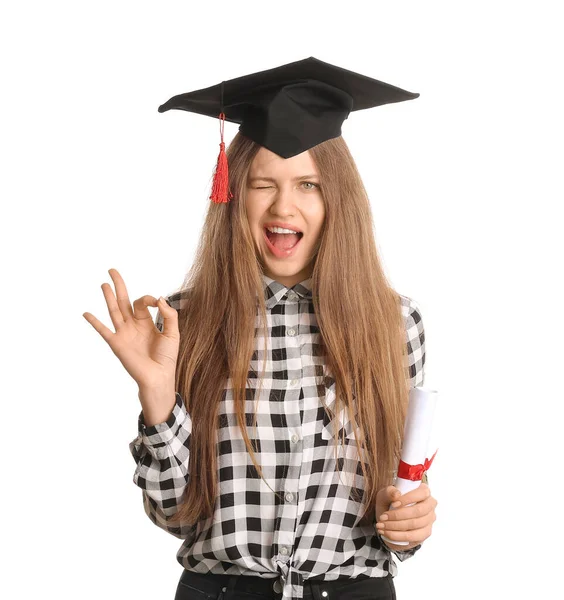 Estudante Graduação Sexo Feminino Com Diploma Mostrando Fundo Branco — Fotografia de Stock