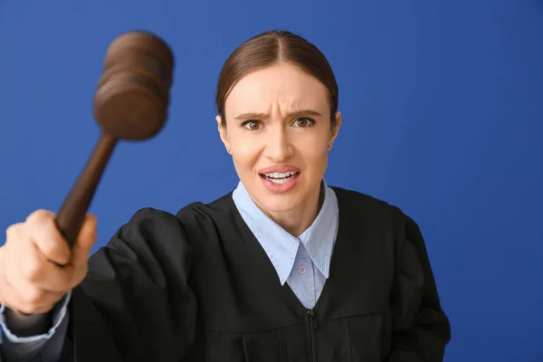 Angry Female Judge Color Background — Stock Photo, Image