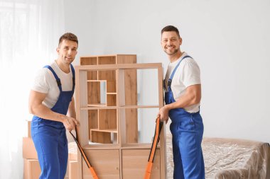 Düz mobilya taşıyan yükleyiciler