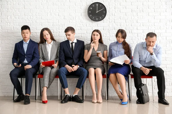 Business People Waiting Line Indoors — Stock Photo, Image