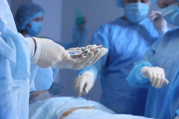 Операция Пациента Современной Больнице Крупный План — стоковое фото