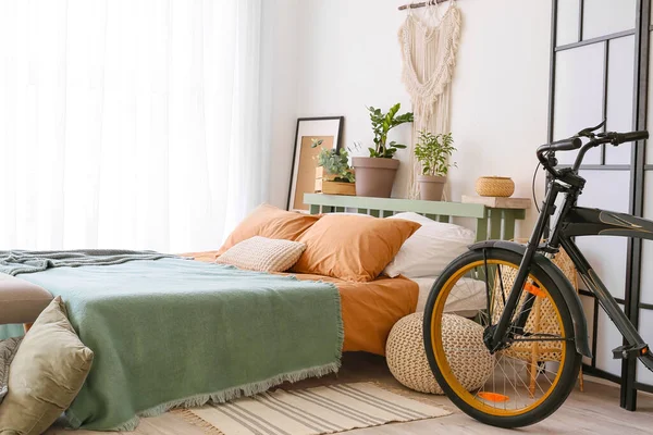 Interior Modern Bedroom Bicycle — Stock Photo, Image