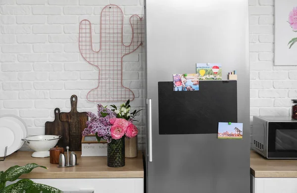 Chalkboard Door Refrigerator Kitchen — Stock Photo, Image