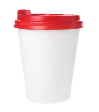 Beyaz arka planda içmek için paket servis bardağı.