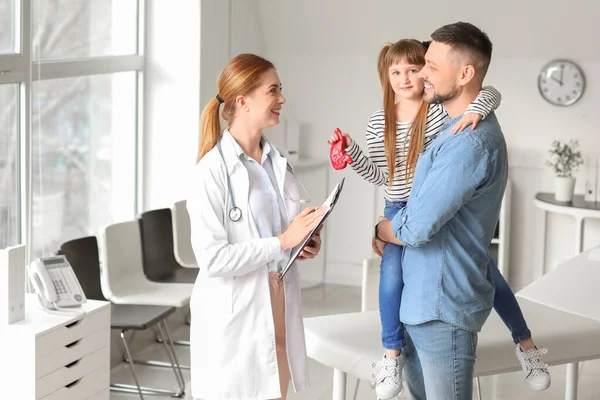 Man His Little Daughter Visiting Gastroenterologist Clinic — Stock Photo, Image