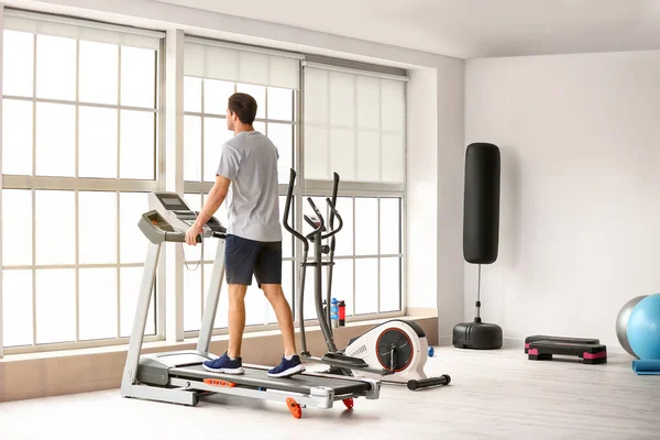 Young Man Training Treadmill Gym — Stock Photo, Image