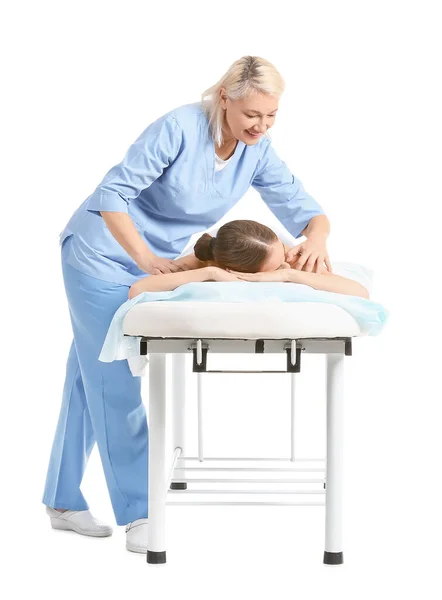 Terapeuta Massagem Trabalhando Com Paciente Sexo Feminino Fundo Branco — Fotografia de Stock