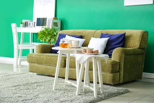 Interior Quarto Moderno Com Sofá Confortável — Fotografia de Stock