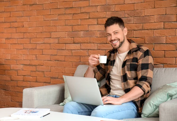 Man Laptop Working Home — Stock Photo, Image