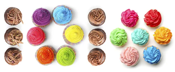Muitos Cupcakes Coloridos Fundo Branco Vista Superior — Fotografia de Stock