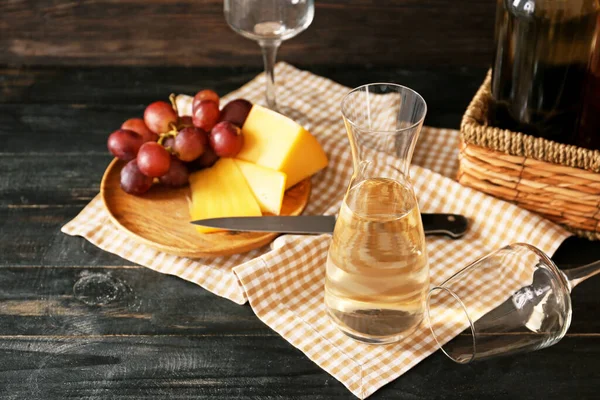 Decanter Wine Cheese Table — Stock Photo, Image