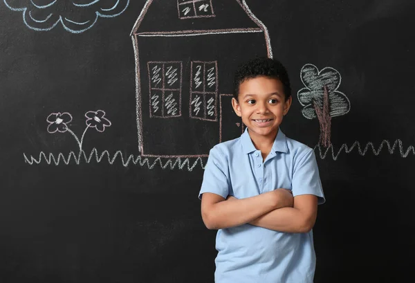 Cute African American Boy Drawing Chalkboard — Stock Photo, Image