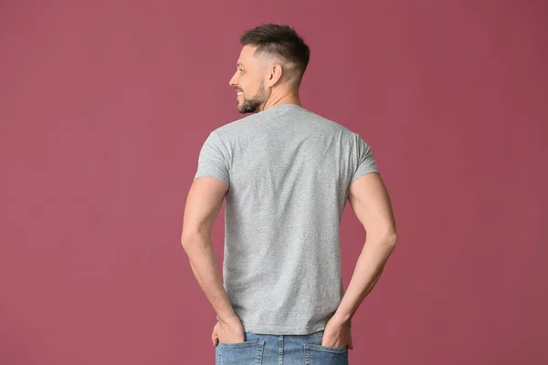 Man Snygg Shirt Färg Bakgrund — Stockfoto