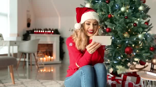 Beautiful Young Woman Santa Hat Mobile Phone Christmas Tree Home — Stock Video