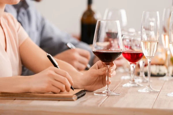 People Tasting Wine Restaurant — Stock Photo, Image