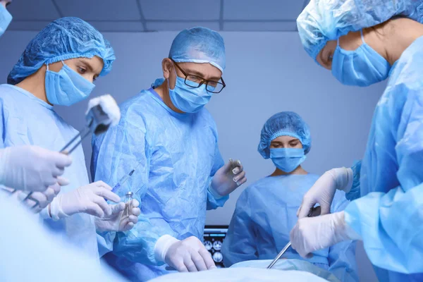 Operationen Von Patienten Modernen Krankenhäusern — Stockfoto