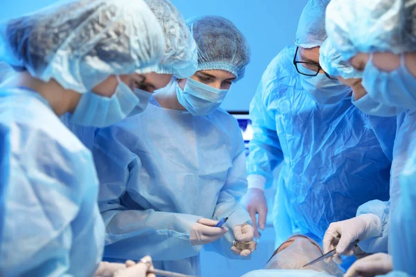 Operatie Van Patiënt Het Moderne Ziekenhuis — Stockfoto