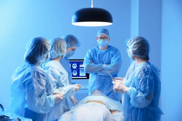 Operacja Pacjenta Nowoczesnym Szpitalu — Zdjęcie stockowe