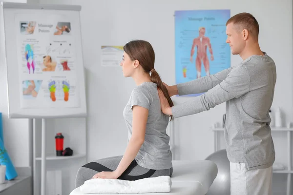 Massage Therapist Working Female Patient Medical Center — Stock Photo, Image