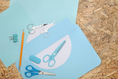 Masada şık okul malzemeleri.