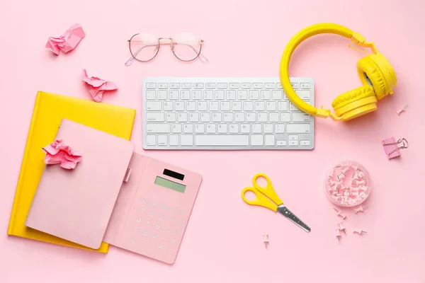 Computer Keyboard Stationery Headphones Eyeglasses Color Background — Stock Photo, Image