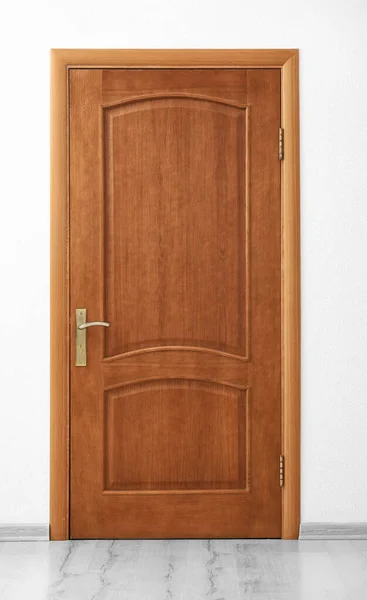 家の近代的なドアの眺め — ストック写真