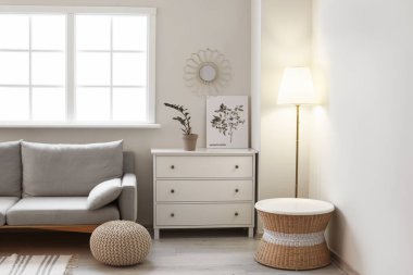 Modern oturma odasının güzel iç mekanı.