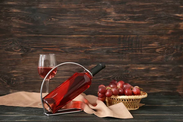 Holder Bottle Glass Wine Wooden Background — Stock Photo, Image