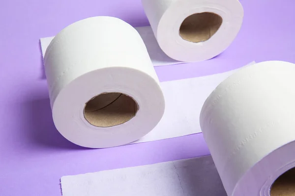 Rolos Papel Higiênico Sobre Fundo Cor — Fotografia de Stock